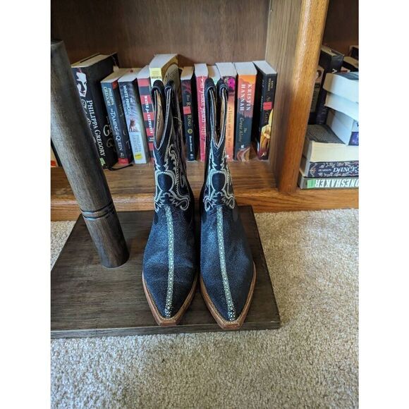 Linea De Oro Mexico 24 US 7 Men’s Cowboy Western Boots Heeled stingray Leather - Picture 2 of 8